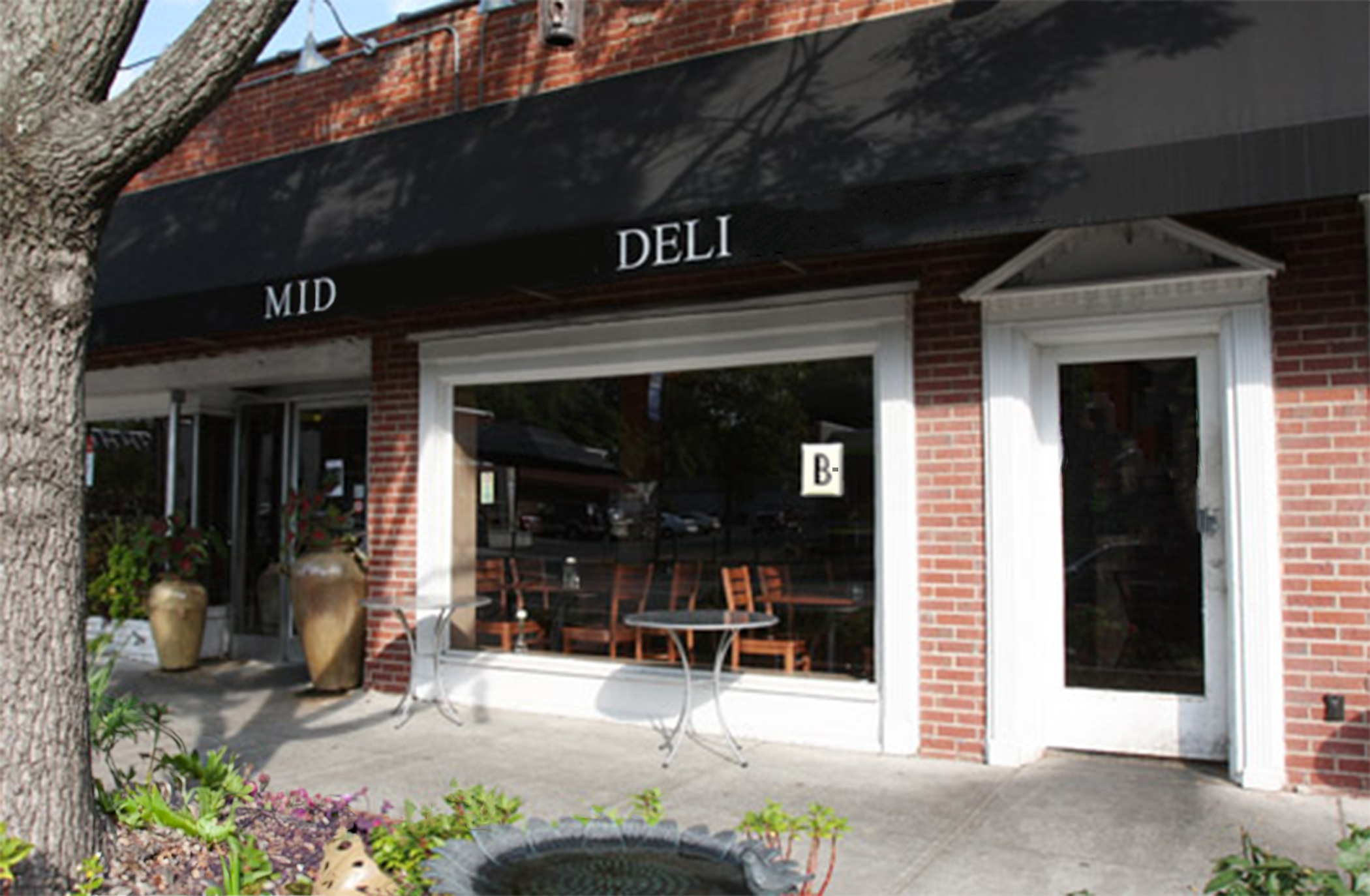 Med Deli competes with new business, Mid Deli